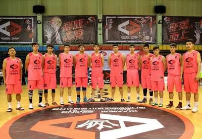 翁德隆、小辫子率领集美新城加时险胜联煌驾校!