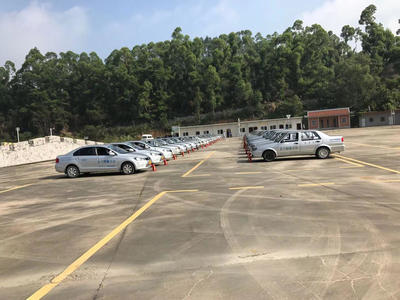 鑫天厦驾校集美报名点训练场地风采展示