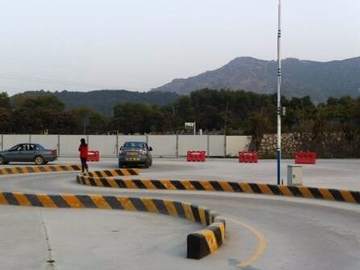 厦门华职驾校全解析 价格、口碑与集美区驾校对比